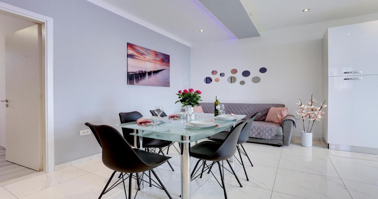 Adorable Apartment Ena Kastela Exterior photo